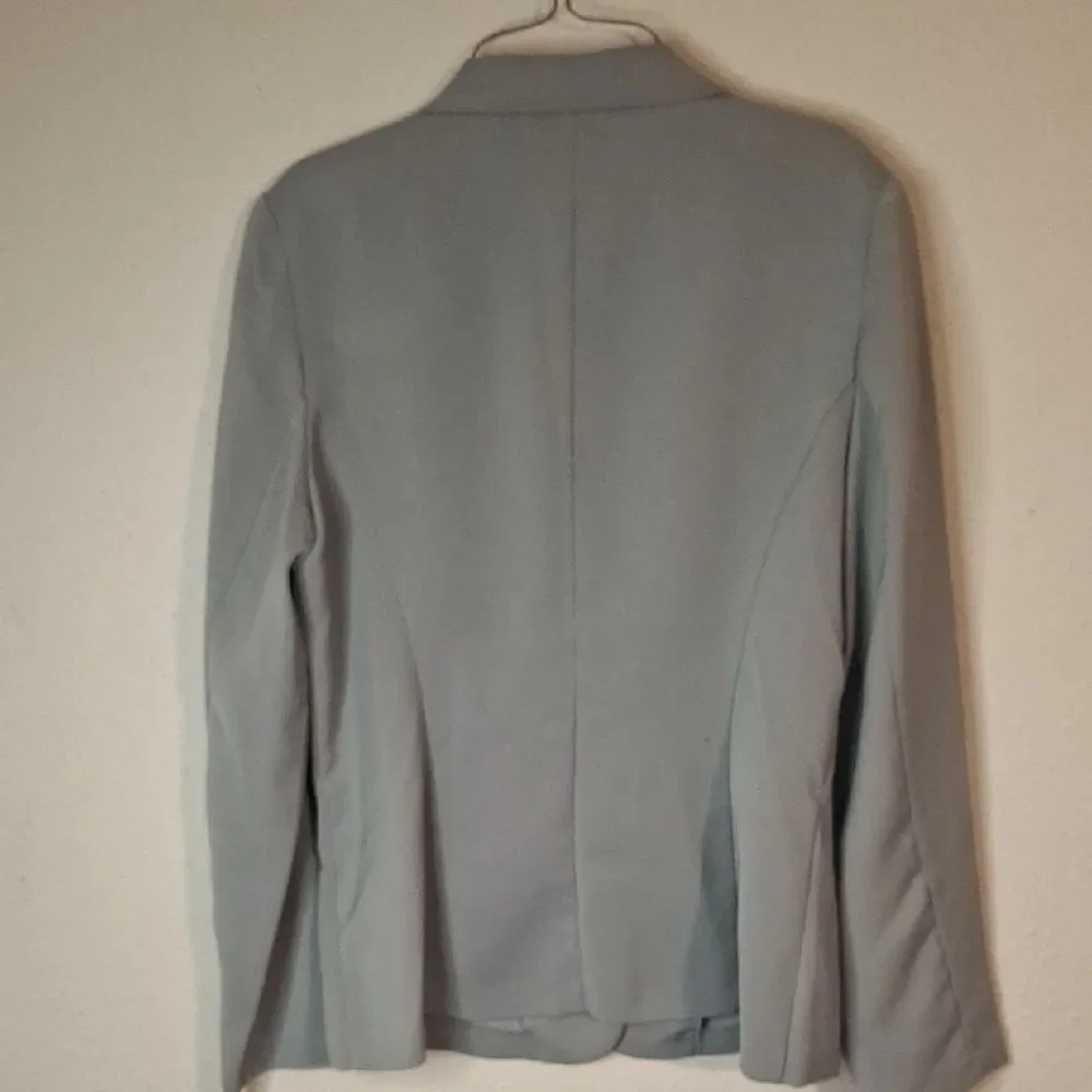 Metrostyle Women's Classic Gray Suit Jacket size 12 tall